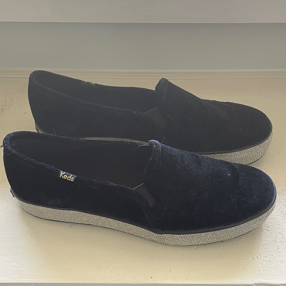 NWOT Keds Black Velvet Sparkle double decker sneakers